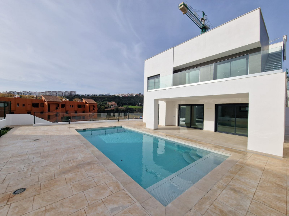 Manilva, Málaga (HH-85128640) development image