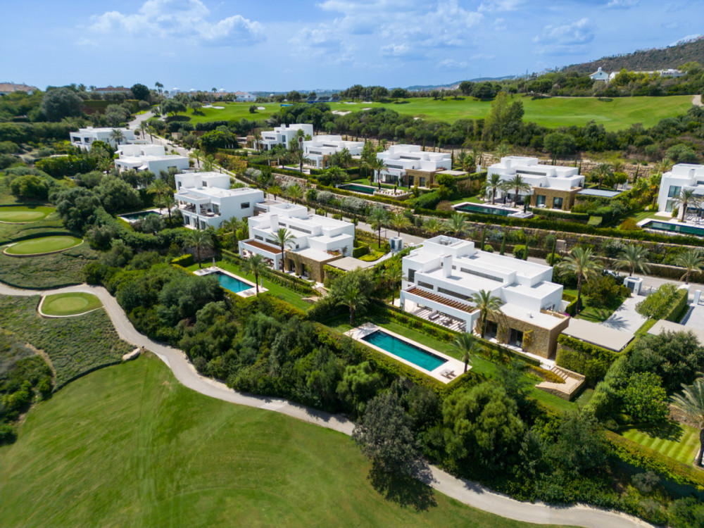 Casares, Málaga (HH-87191569) development image
