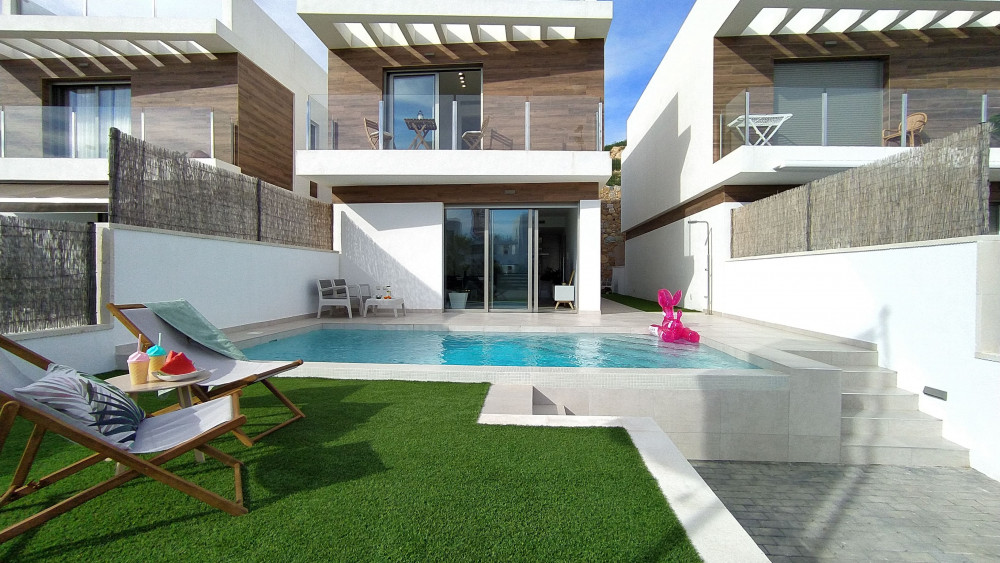 Orihuela, Alicante (HH-58677241) development image